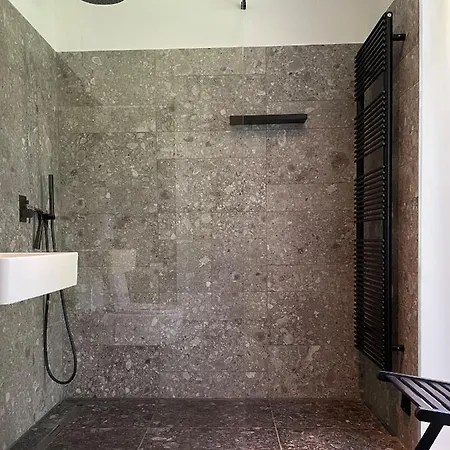 Schubert Am Woerthersee 克鲁彭多夫