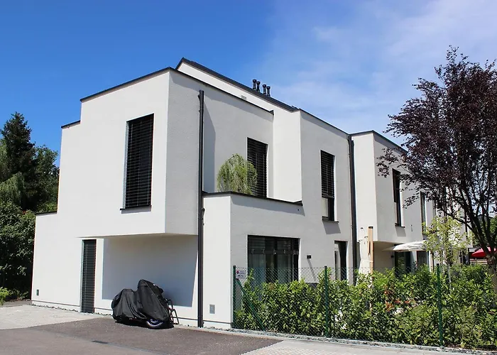 Schubert Am Woerthersee Nyaraló *